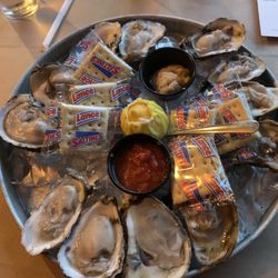 The Catch - Dozen house oysters