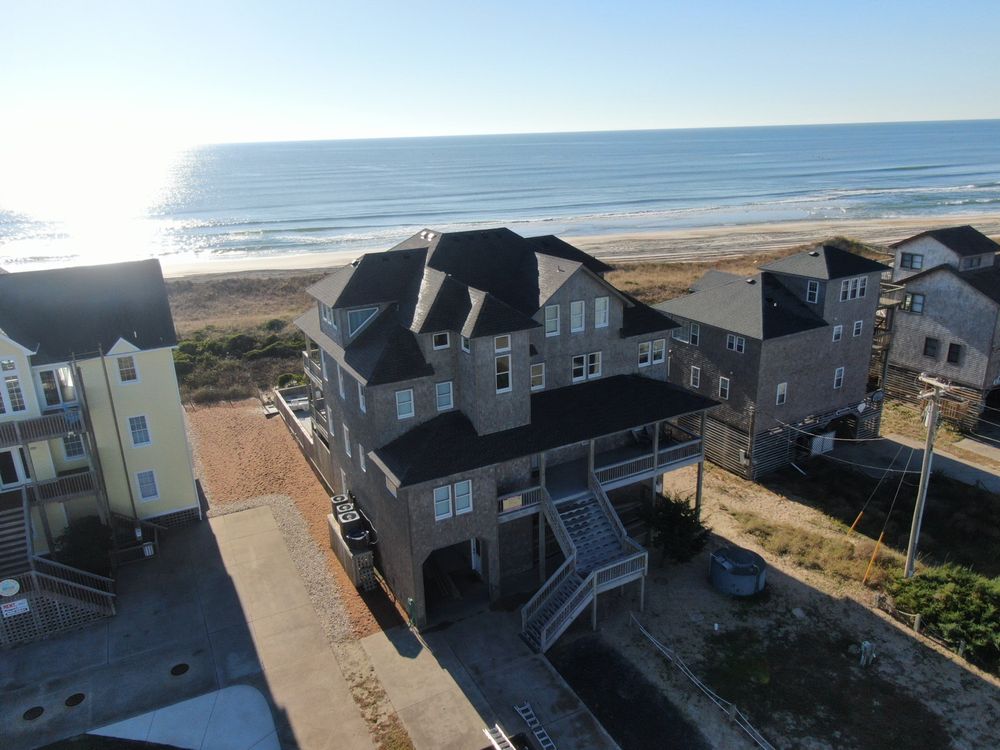 Slide of Patriots Roofing