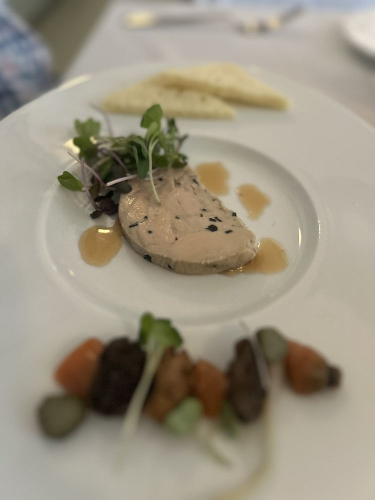 Social spots from Bistro de Margot