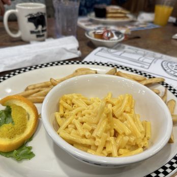 Black Bear Diner El Paso - Kraft Mac & Cheese (270 cals.) - Diners Near Me - El Paso, Texas