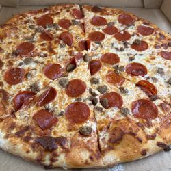 The Yankee’s Place - Delicious - 18" Da 'Bronx