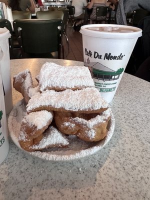Cafe Du Monde by null