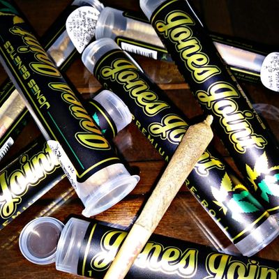 Smokey Jones Smoke & Vape Shop by null
