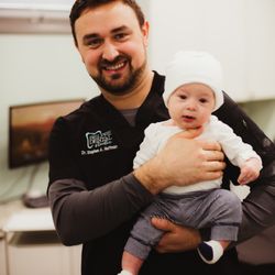 Belpre Dental Studio - Dr. Huffman and TOTS patient