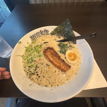 Silverlake Ramen - Classic pork ramen - Noodles Near Me - Riverside, California