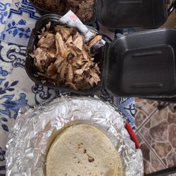 Carnitas Michoacan - Barbados de res and carnitas