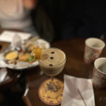 Paper Fan Cocktail Bar - Cocktail Bars Near Me - Seattle, Washington