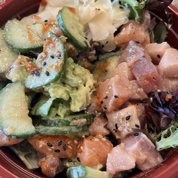 Wow Poki - Build your bowl with a lot of fresh options! I'm avoiding rice so my base is mixed greens - Japanese Near Me - San Juan Capistrano, California