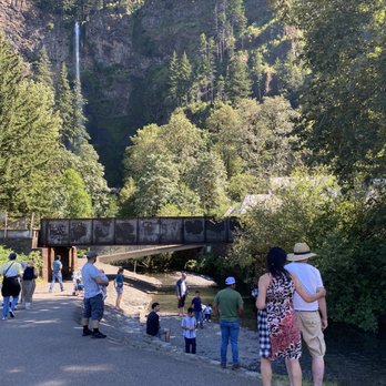 Multnomah Falls - We here 7/22/2022 - Hiking Near Me - Bridal Veil, Oregon