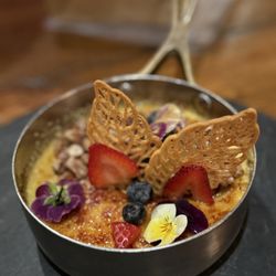 Oceans & Earth Restaurant - Crème brûlée