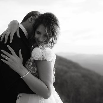 Debbie Elisa Photography - Shenandoah National Park Elopement Luray - Session Photography Near Me Debbie Elisa Photography - Shenandoah National Park Elopement Luray - Session Photography Near Me