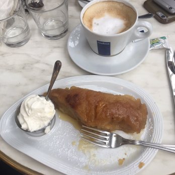 Les Deux Palais - Tarte Tartin avec Chantilly = Heaven!!! - Brasseries Near Me - Paris, 75