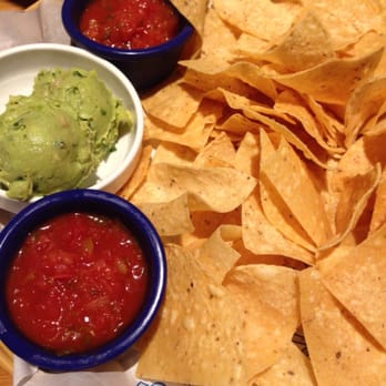 Islands Restaurant - Guac chips and salsa - Sports Bars Near Me - Irvine, California
