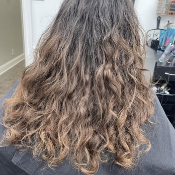 Honey + Hue Salon - Before - Hair Salons Near Me - San Antonio, Texas Honey + Hue Salon - Before - Hair Salons Near Me - San Antonio, Texas