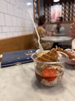 Jeni's Splendid Ice Creams by null