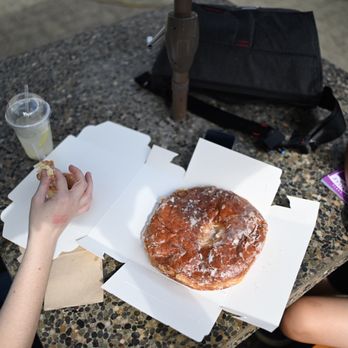 Lee's Donuts - Apple Critter - Donuts Near Me - Vancouver, British Columbia