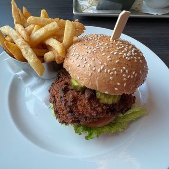 Turtle Jack's - Nashville chicken sandwich - American Near Me - Niagara Falls, Ontario Turtle Jack's - Nashville chicken sandwich - American Near Me - Niagara Falls, Ontario