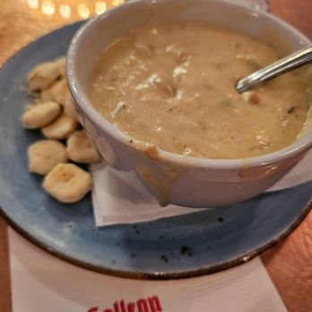El Galleon - El Galleon:  Clam and Scallop Chowder, our fave!! - American Near Me - Avalon, California