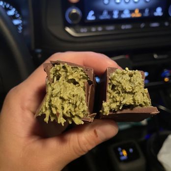 Baklovah Bakery - Dubai chocolate - Desserts Near Me - San Antonio, Texas