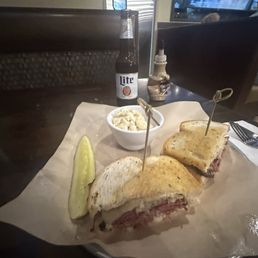 Pastrami Reuben