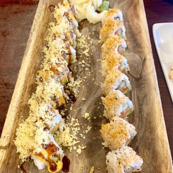 Umami Sushi - Spicy Tuna Roll and Spicy Flaky Roll - Japanese Near Me - San Marcos, Texas