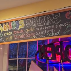 Tres Amigos Bar & Grill - Specials