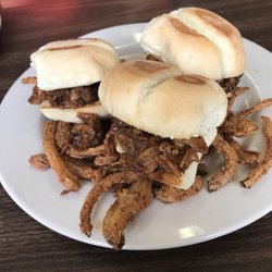 Old House Cafe - Pork bbq sliders: very juicy. not dry.