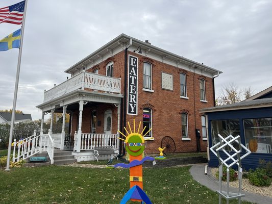 Gustaf's On Main Eatery by null