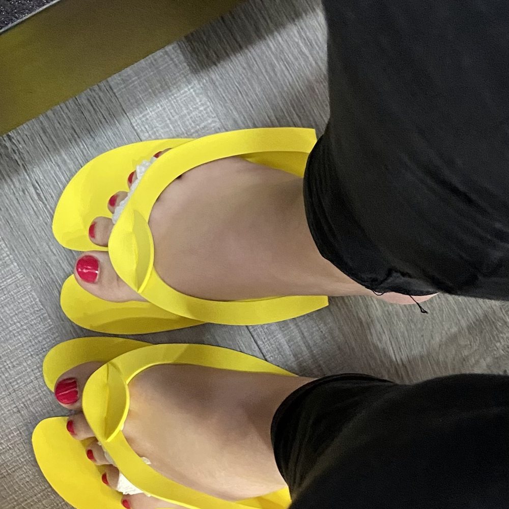 Spring Lily Nail Spa - Basic Pedicure - Nail Salons Near Me - Forest Hills, New York Spring Lily Nail Spa - Basic Pedicure - Nail Salons Near Me - Forest Hills, New York
