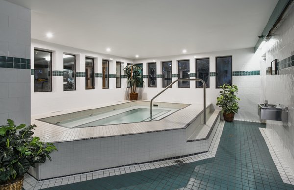 Whistler Village Inn + Suites by null