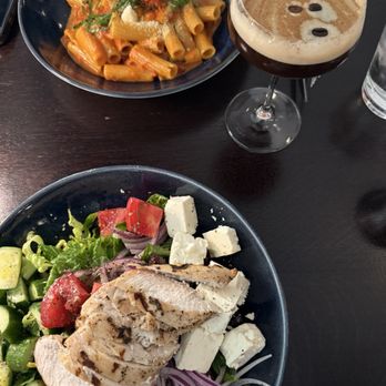 The Bellevue Chicago - Pumpkin espresso martini, Greek salad, spicy rigatoni - New American Near Me - Chicago, Illinois The Bellevue Chicago - Pumpkin espresso martini, Greek salad, spicy rigatoni - New American Near Me - Chicago, Illinois