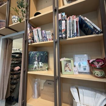Cafe Alessie - Cafes Near Me - San Diego, California