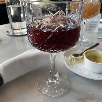 Del Mar - Sangria roja - Spanish Near Me - Washington, DC, District of Columbia