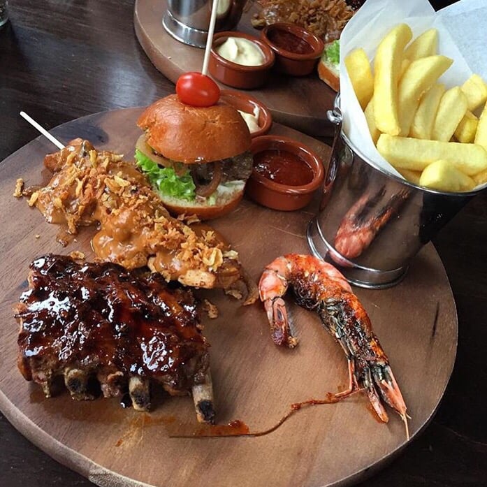 BRUSSELS LOF Koningsplein 16, Ridderkerk, ZuidHolland, The Netherlands Gastropubs