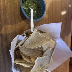 La Jalisciense - Chips and salsa