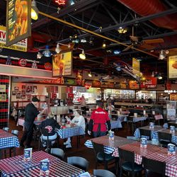 Portillo's Harwood Heights - Large clean dining area.