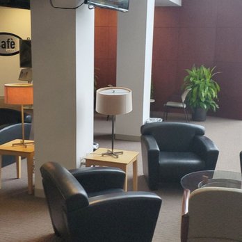 Mass General - Chairs in the central lobby - Hospitals Near Me - Waltham, Massachusetts