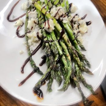 Maynard's - Blue cheese Asparagus - New American Near Me - Silverdale, Washington