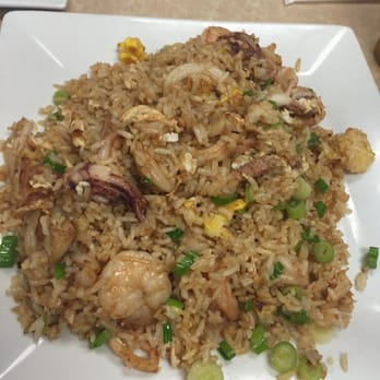 El Pollo Imperial - Chaufa de mariscos - Peruvian Near Me - Long Beach, California