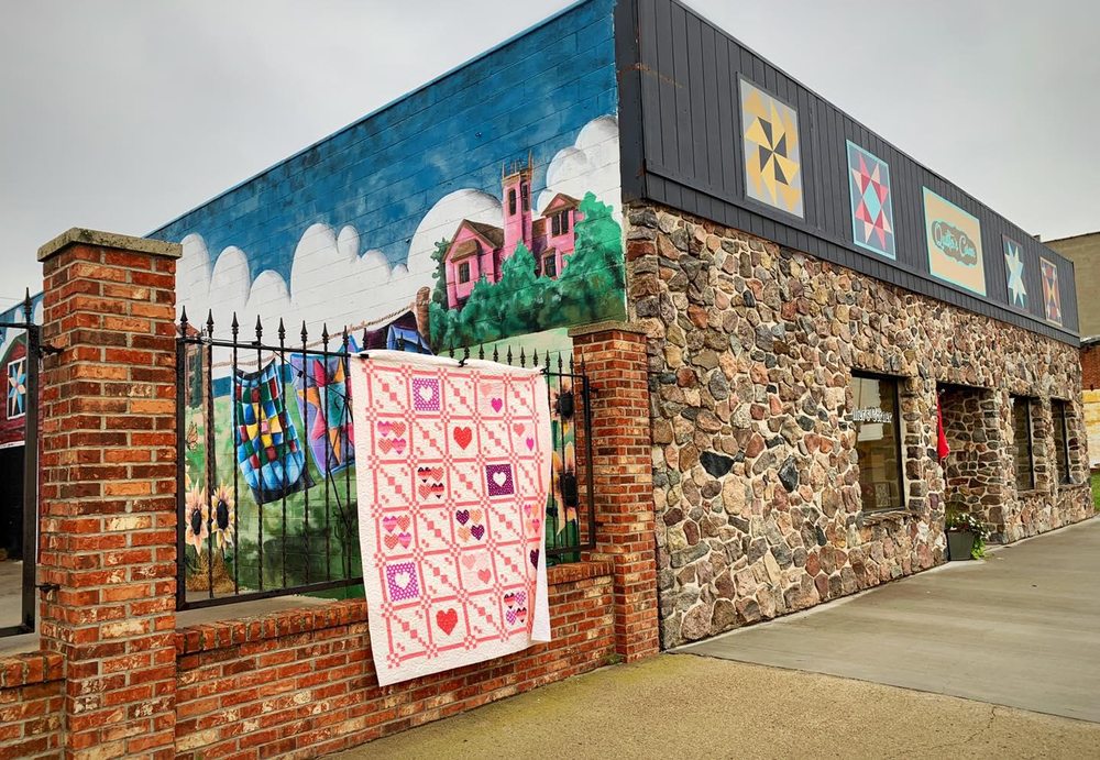 QUILTER’S CORNER Updated September 2024 11 Photos 148 8th Ave S