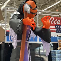 Walmart Supercenter - Halloween decor