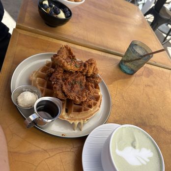Toast Kitchen & Bakery - Breakfast & Brunch Near Me - Tustin, California