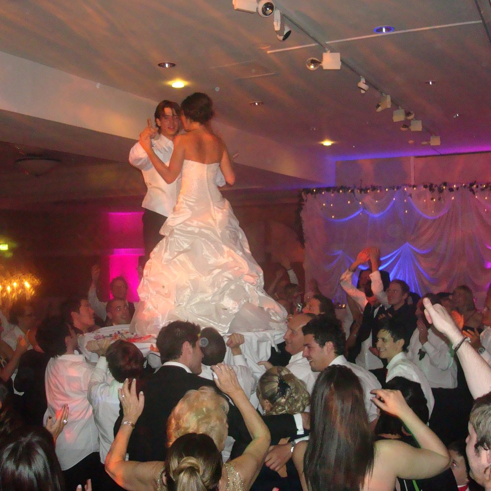 jeravida bridal
