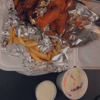 Rachel's Wing Shack - American Near Me - Deland, Florida Rachel's Wing Shack - American Near Me - Deland, Florida