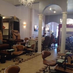 La Chic Nail Salon