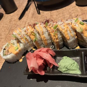 Au Lac - Big Thunnini Roll - Vegan Near Me - Los Angeles, California