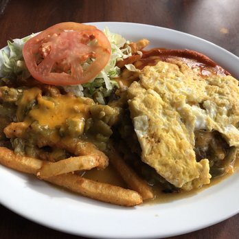 Casa De Benavidez - Sopapilla burger with green chile! - Mexican Near Me - Albuquerque, New Mexico