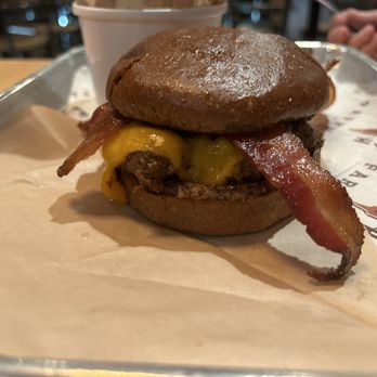 Farmhaus Burger - Burgers Near Me - Augusta, Georgia
