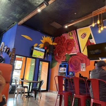 Tipzy's Tacos & Beer - Inside the bar/restaurant - Mexican Near Me - Fresno, California