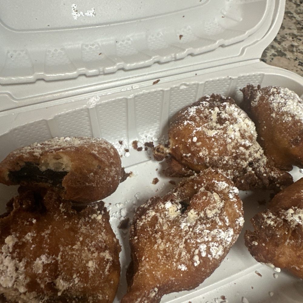 Milan Pizza - Fried Oreos. If you're worried about eating too much or just want comfort food before you go to bed in your hotel. Just order this - Pizza Near Me - San Francisco, California
